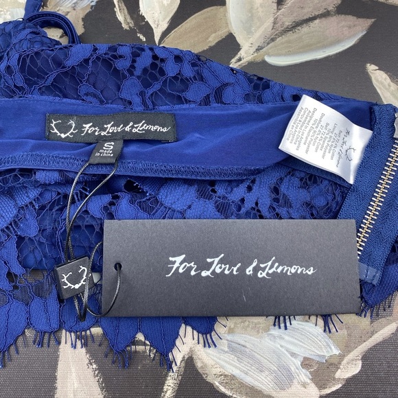 NWT For Love And Lemons x REVOLVE Maui Waui Crop Top in Deep Navy Size Small. - Picture 4 of 8